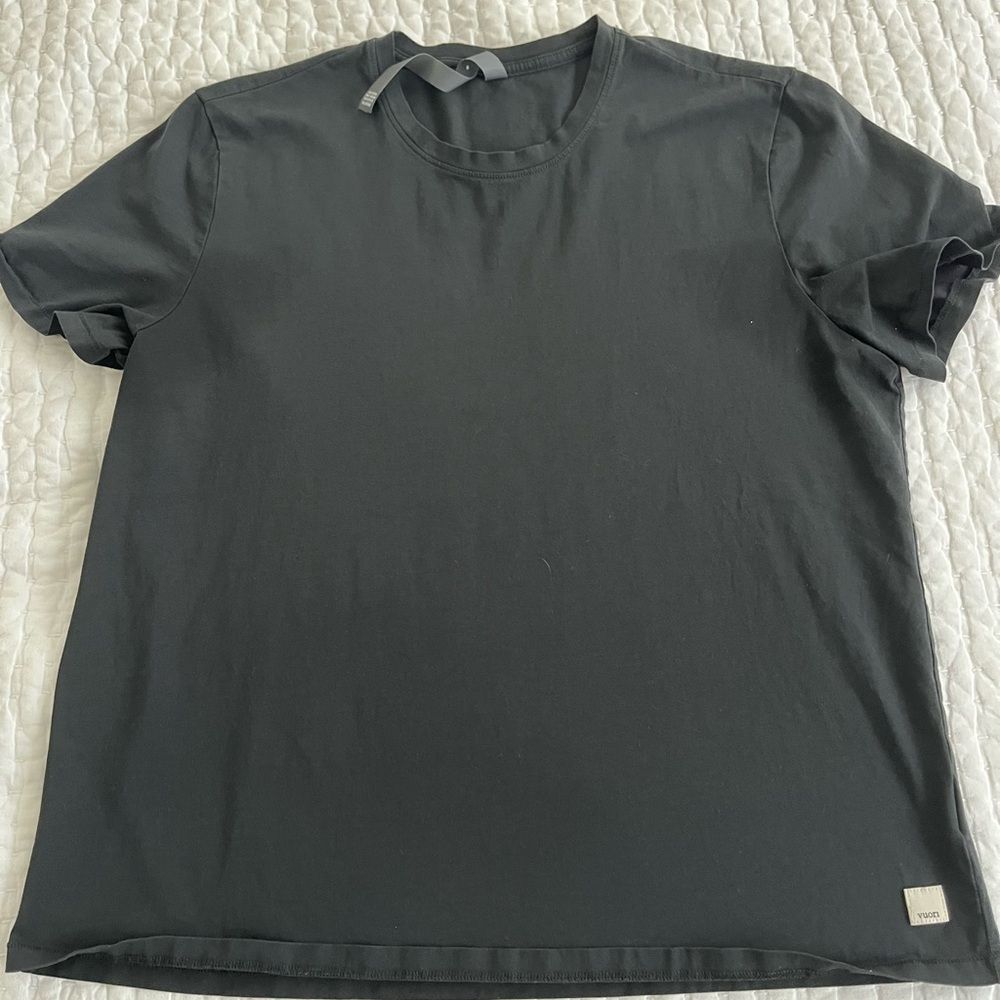 Women’s Vuori Black Short Sleeve Tee Classic Crew Neck size small
